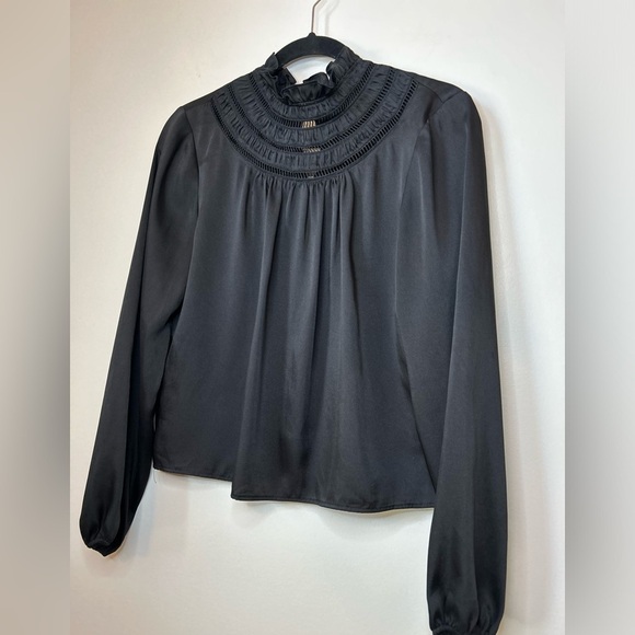 Express High Ruffle Neck Balloon Sleeve Crop Blouse Black - Picture 2 of 7